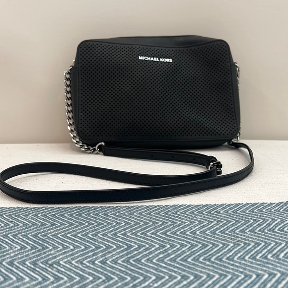 MICHAEL Michael Kors Handbags - Michael Kors Black Crossbody Bag